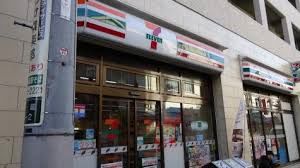 コンビニ セブン‐イレブン　荏原中延駅前店 205m