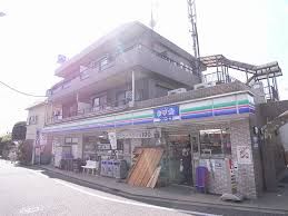 コンビニ スリーエフ　世田谷野毛１丁目店 199m