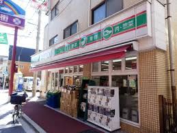 コンビニ ローソンストア１００東雪谷店 227m