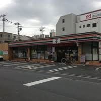 コンビニ セブンイレブン　世田谷玉堤１丁目店 749m