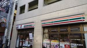 コンビニ セブン‐イレブン　荏原中延駅前店 195m
