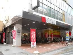 スーパー 西友　駒沢店 712m