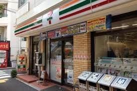 コンビニ セブンイレブン　品川荏原町駅前店 132m